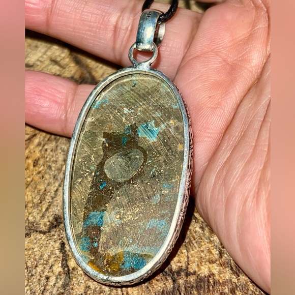 Chessylite Azurite Pendant 2 1/4” - Picture 6 of 10